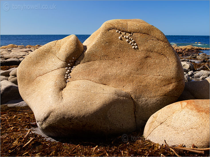 Granite Boulder, Porth Nanven