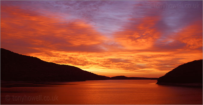 Lac de Vinca Sunrise