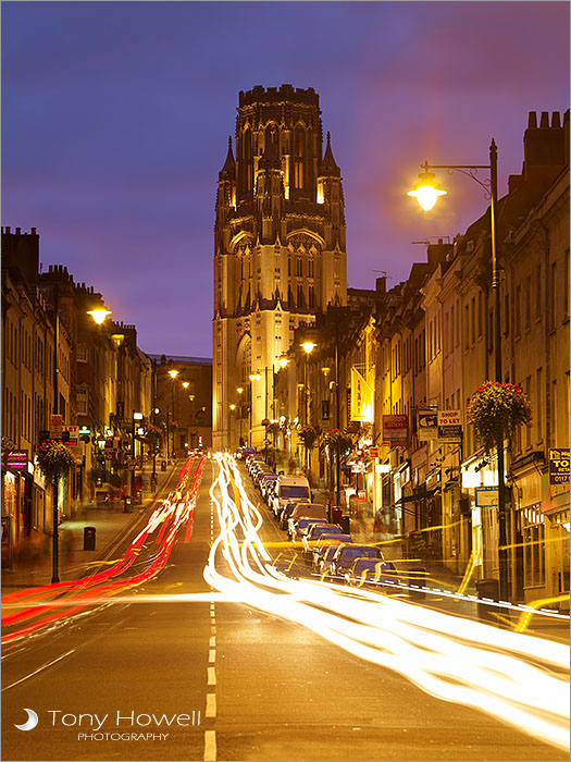 Park Street, Bristol, Wills Memorial Building, Dusk