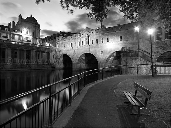 Pulteney Bridge, Night