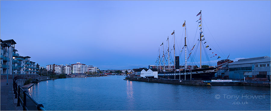 SS Great Britain, Dusk