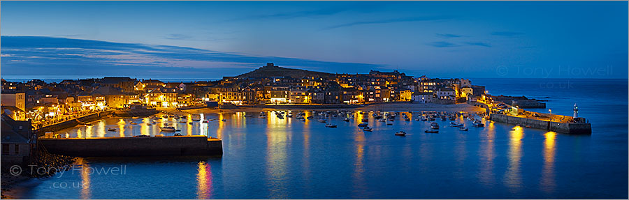 St Ives Harbour, Dusk